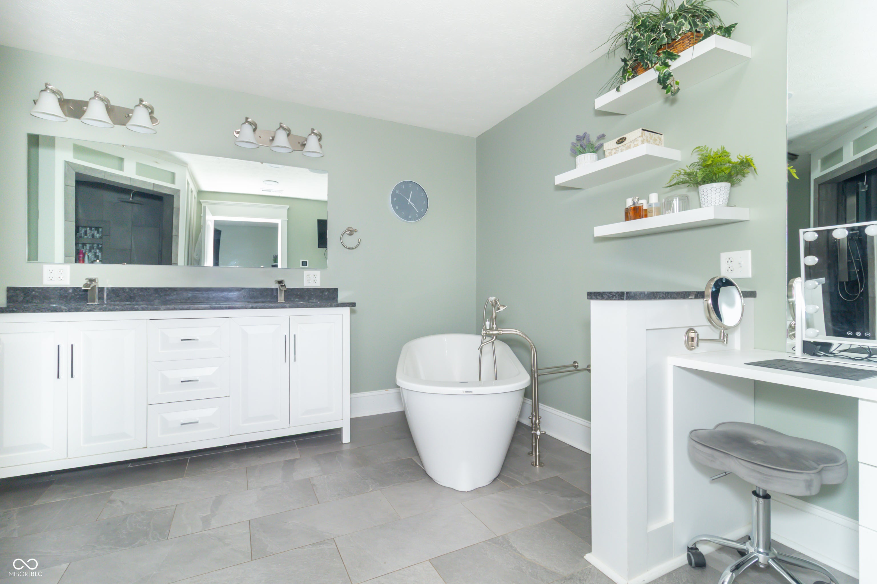 Markleville, Indiana, 46056, United States, 4 Bedrooms Bedrooms, ,5 BathroomsBathrooms,Residential,Active,1942389