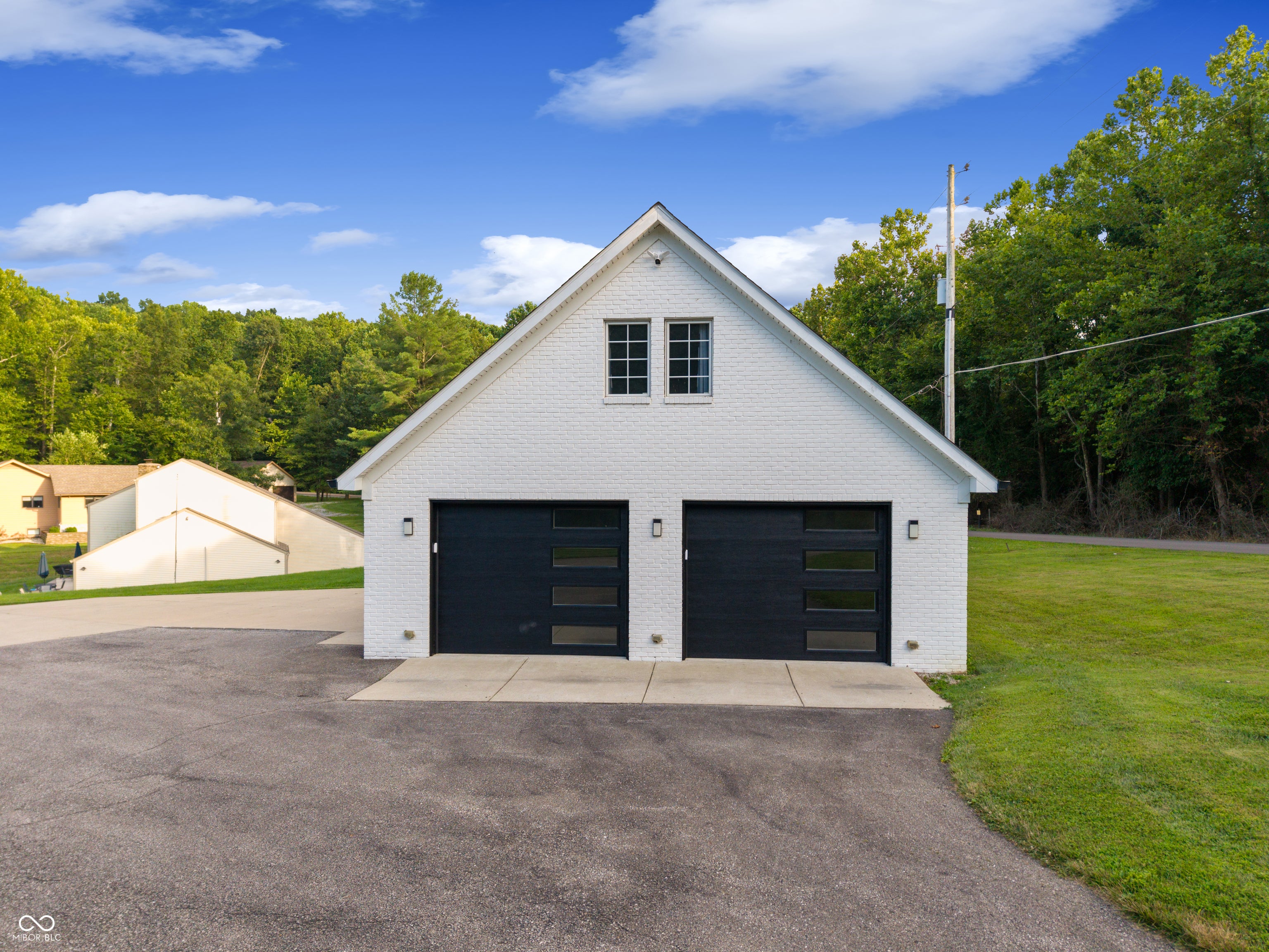 Columbus, Indiana, 47201, United States, ,4 BathroomsBathrooms,Residential,Active,1769806