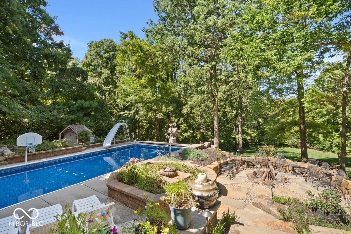 Fishers, Indiana, 46040, United States, 6 Bedrooms Bedrooms, ,4 BathroomsBathrooms,Residential,Active,1960162