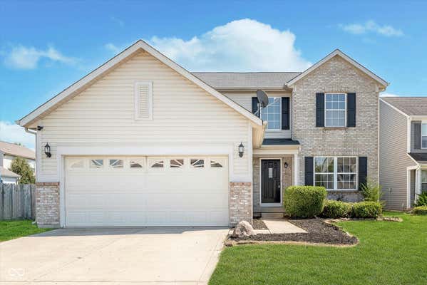 6353 CREEKSHORE LN, INDIANAPOLIS, IN 46268 - Image 1