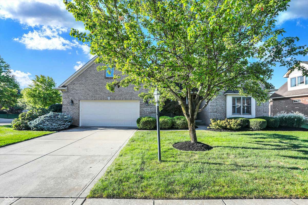 10173 GEMSTONE DR, NOBLESVILLE, IN 46060, photo 1 of 38