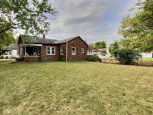 2022 NEWTON ST, COLUMBUS, IN 47201, photo 2 of 23