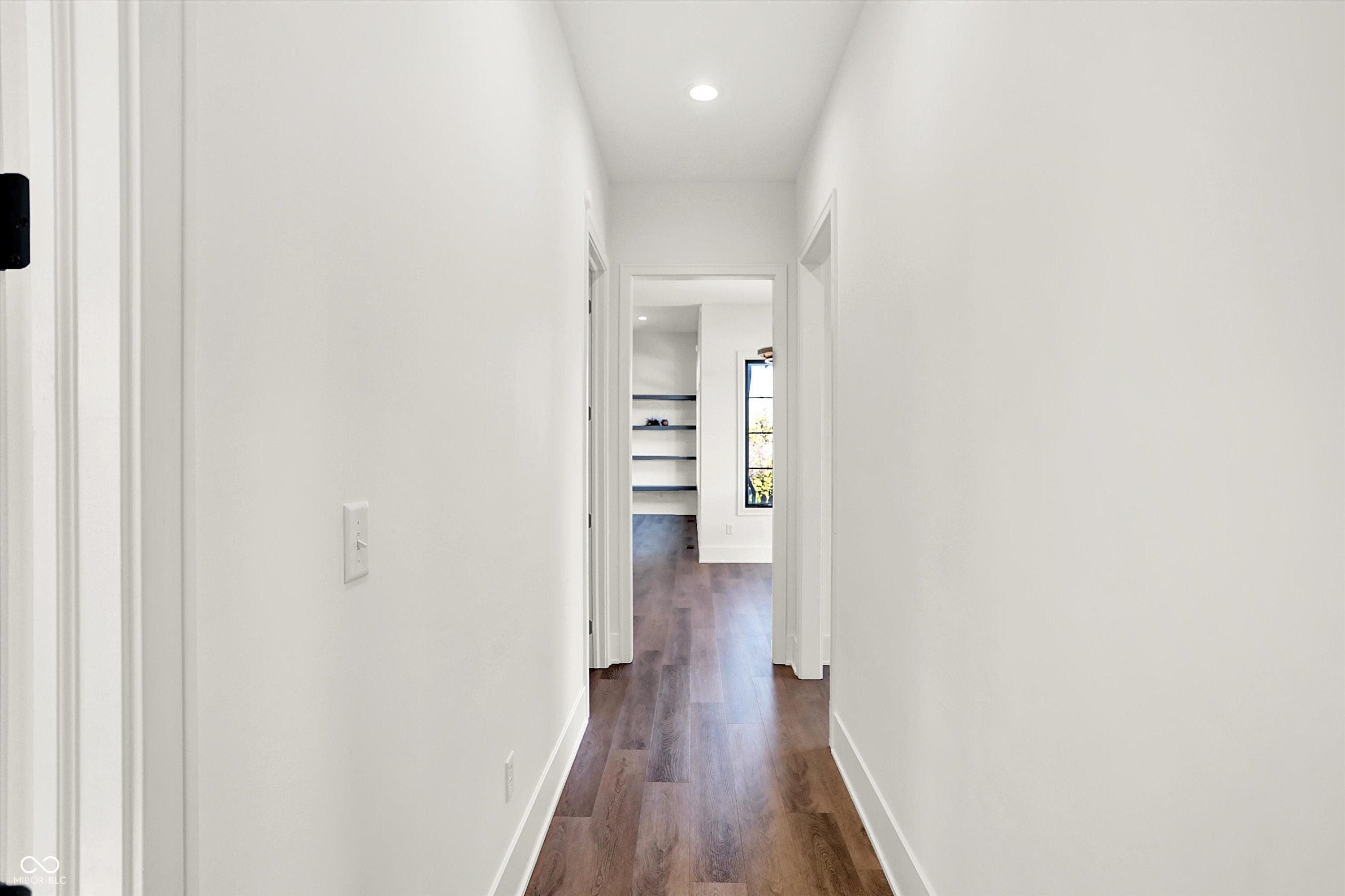 Zionsville, Indiana, 46077, United States, 4 Bedrooms Bedrooms, ,4 BathroomsBathrooms,Residential,Active,2008721