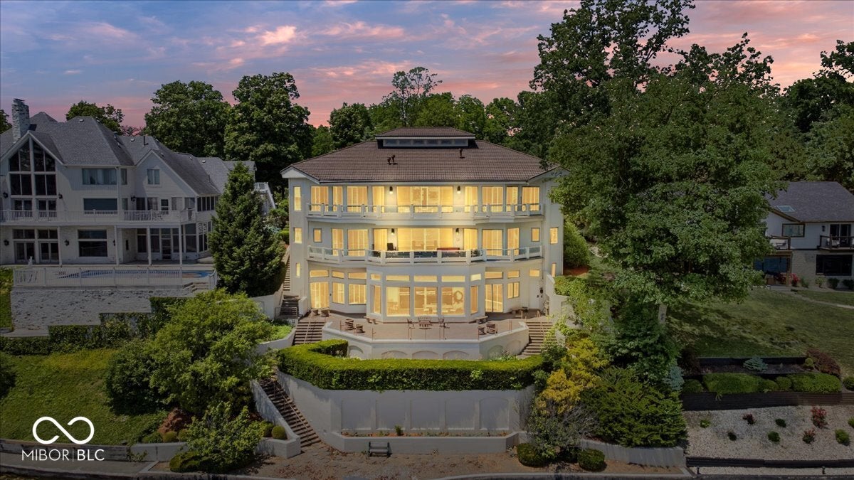 Indianapolis, Indiana, 46256, United States, 4 Bedrooms Bedrooms, ,7 BathroomsBathrooms,Residential,Active,1933721