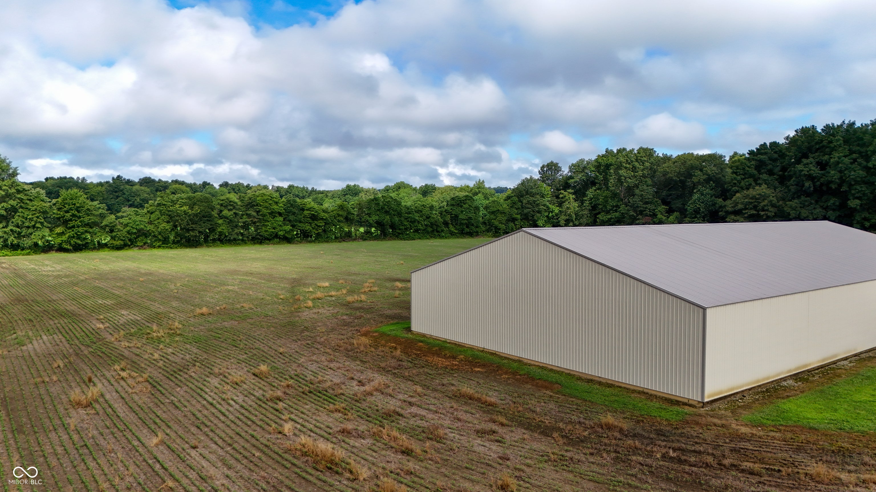 Columbus, Indiana, 47201, United States, 3 Bedrooms Bedrooms, ,3 BathroomsBathrooms,Residential,Active,1971810