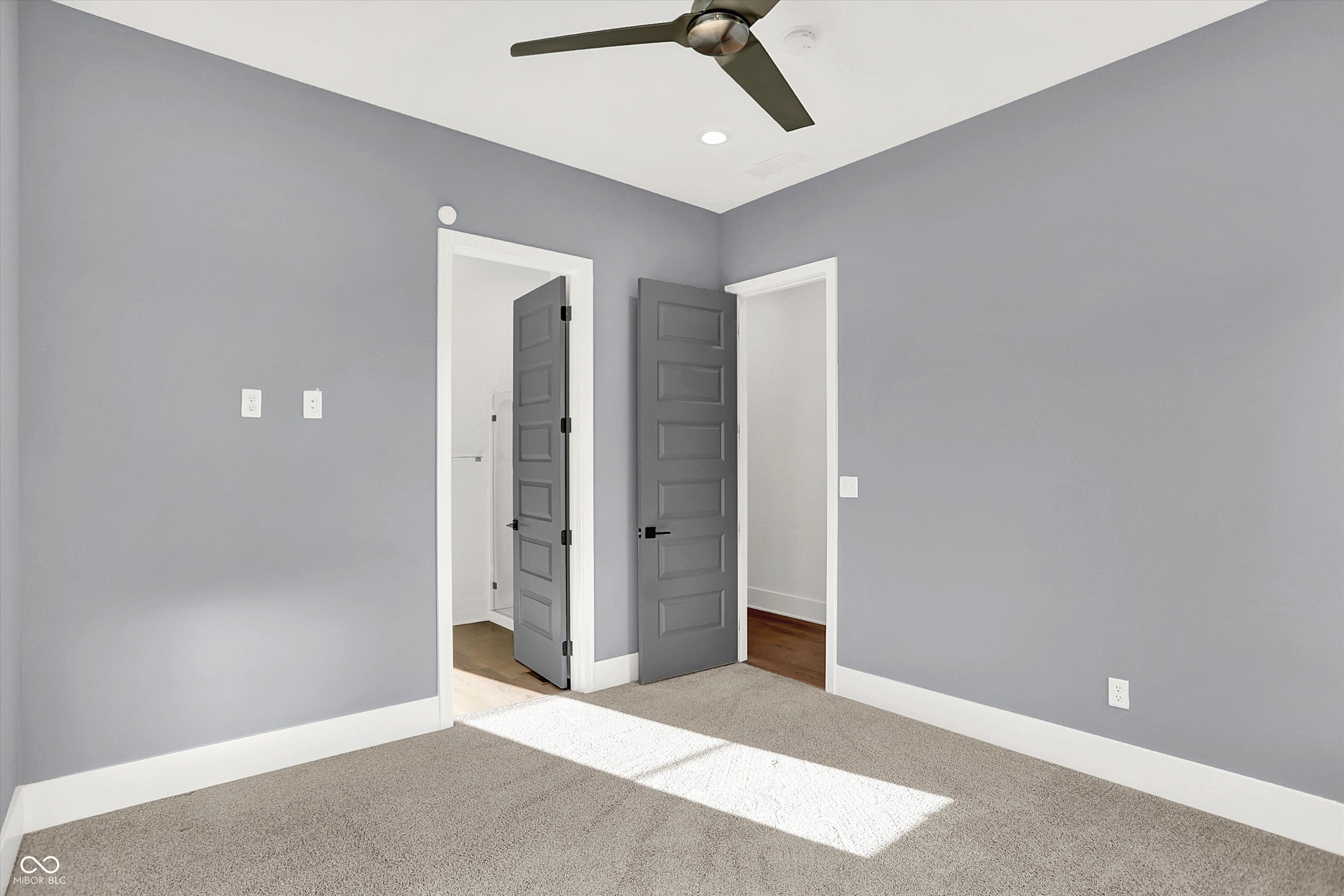 Zionsville, Indiana, 46077, United States, 4 Bedrooms Bedrooms, ,4 BathroomsBathrooms,Residential,Active,2008721