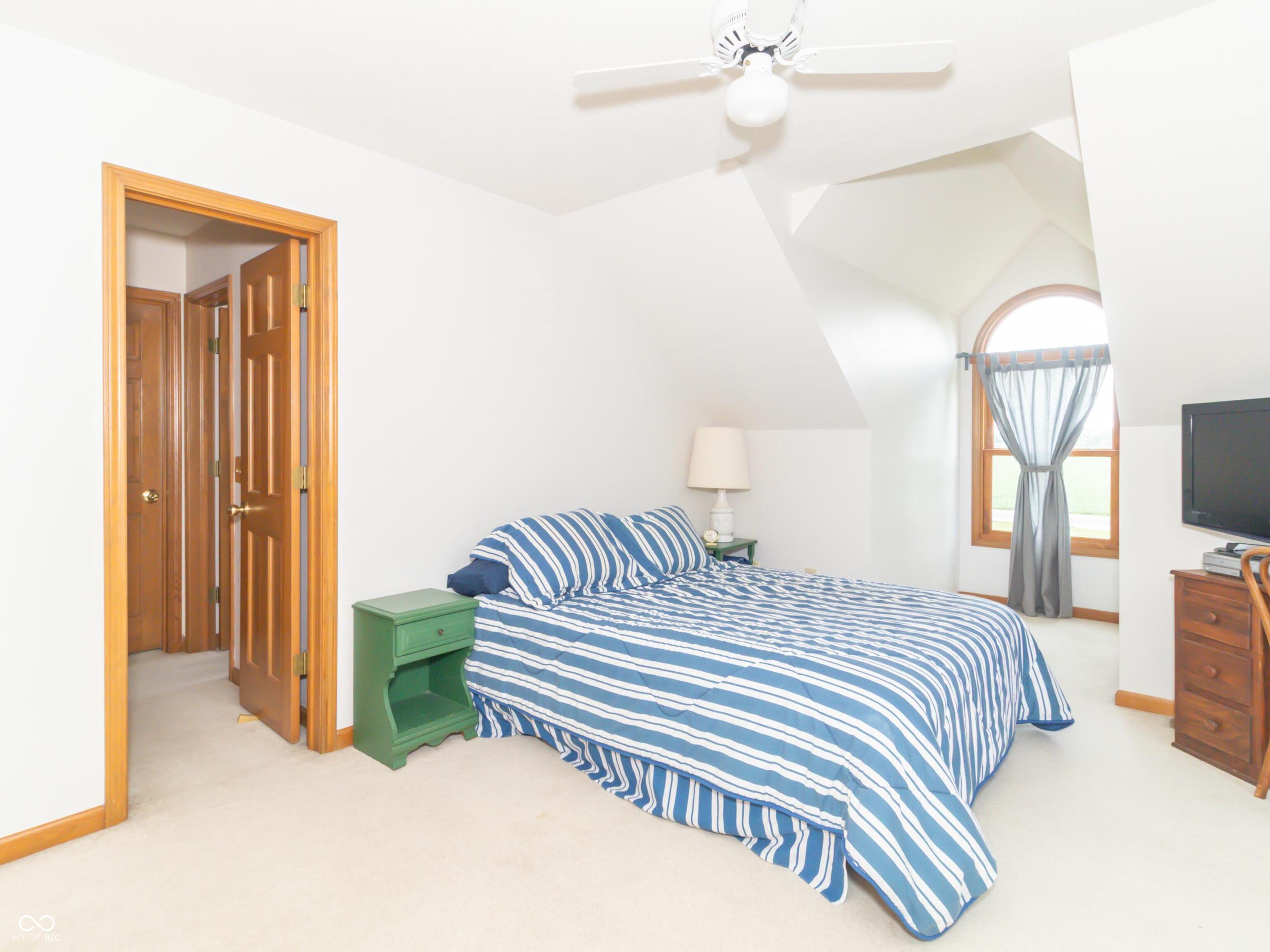 Greenfield, Indiana, 46140, United States, 5 Bedrooms Bedrooms, ,5 BathroomsBathrooms,Residential,Active,1871587