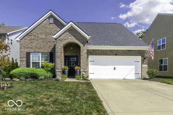 8647 N DEER CROSSING BLVD, MCCORDSVILLE, IN 46055 - Image 1