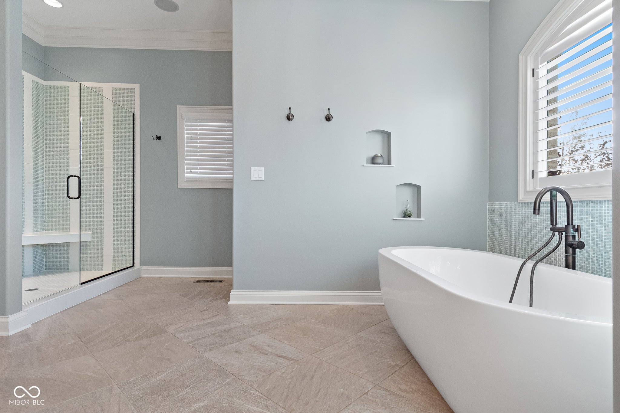 Columbus, Indiana, 47201, United States, 5 Bedrooms Bedrooms, ,5 BathroomsBathrooms,Residential,Active,1952761