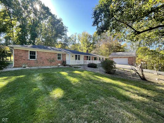 125 WOODLAND HTS, GREENCASTLE, IN 46135, photo 2 of 24