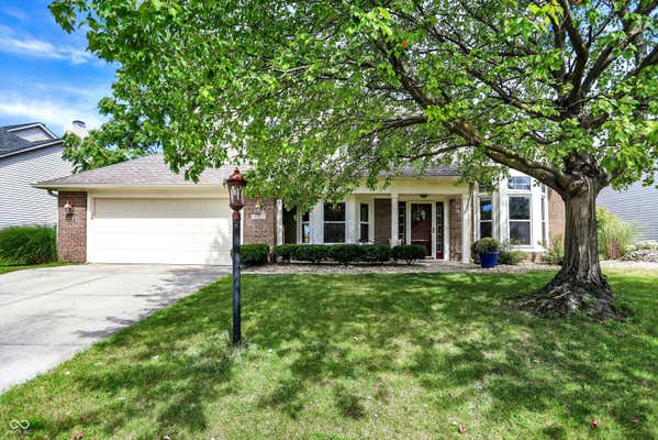 10508 GREENWAY DR, FISHERS, IN 46037 - Image 1