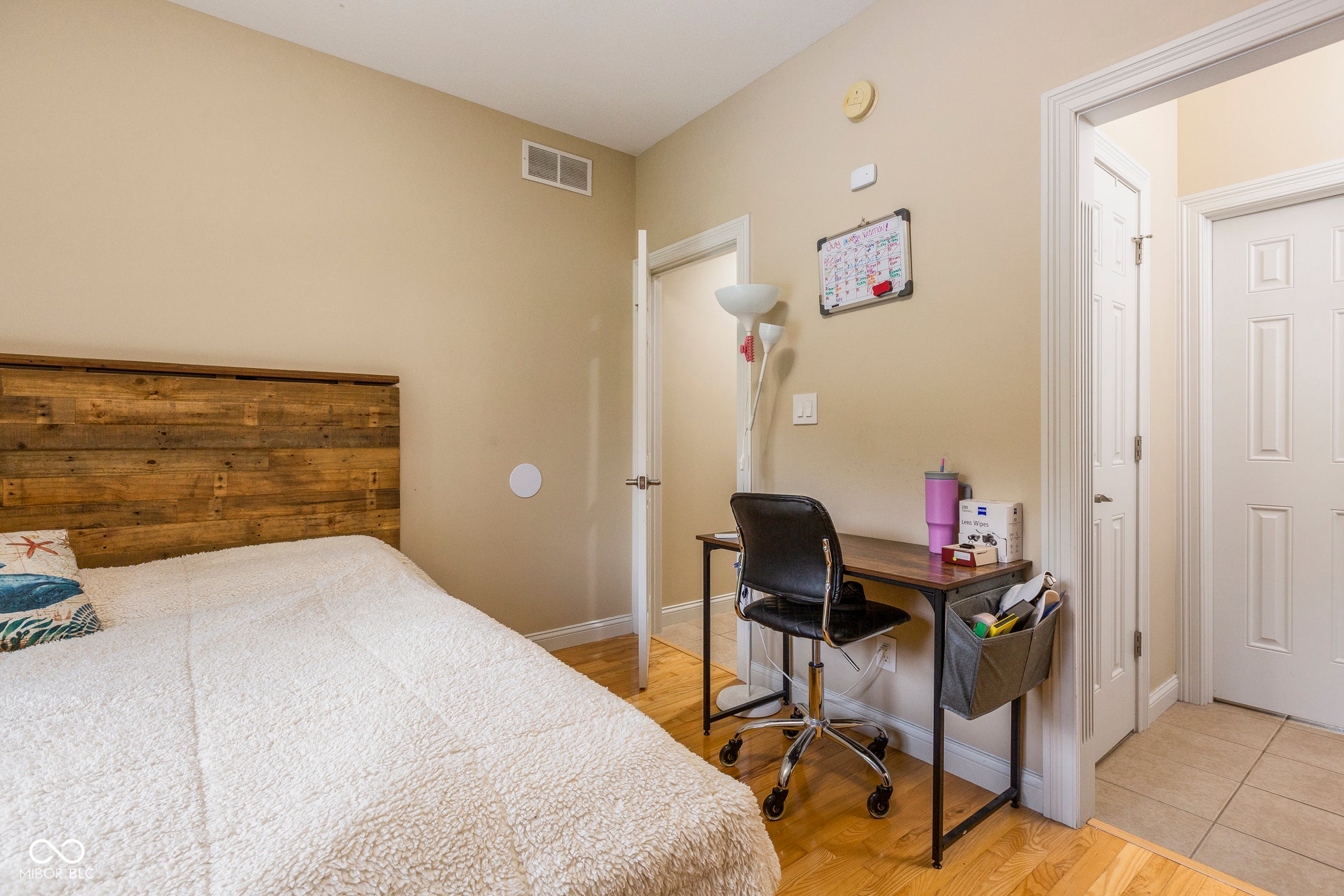 Columbus, Indiana, 47201, United States, ,4 BathroomsBathrooms,Residential,Active,1769806