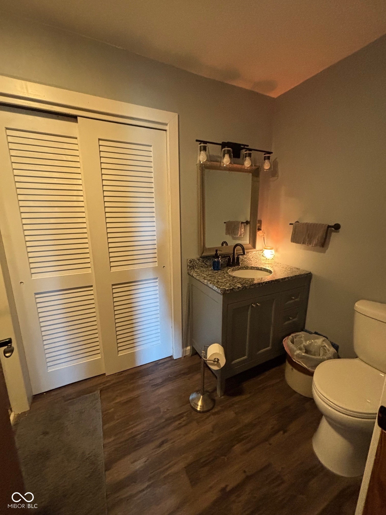 Columbus, Indiana, 47201, United States, 3 Bedrooms Bedrooms, ,2 BathroomsBathrooms,Residential,Active,1954421