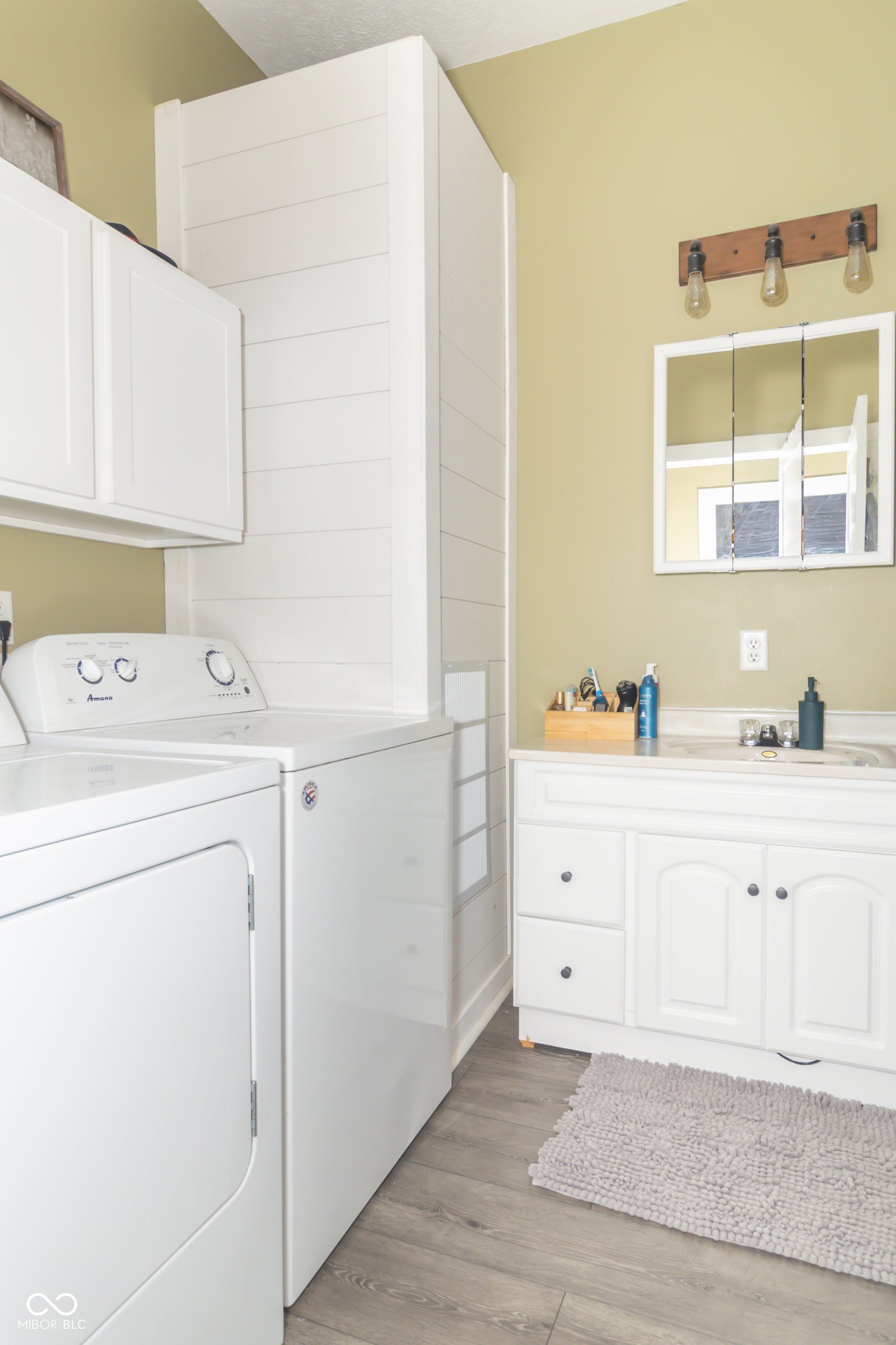 Markleville, Indiana, 46056, United States, 4 Bedrooms Bedrooms, ,5 BathroomsBathrooms,Residential,Active,1942389