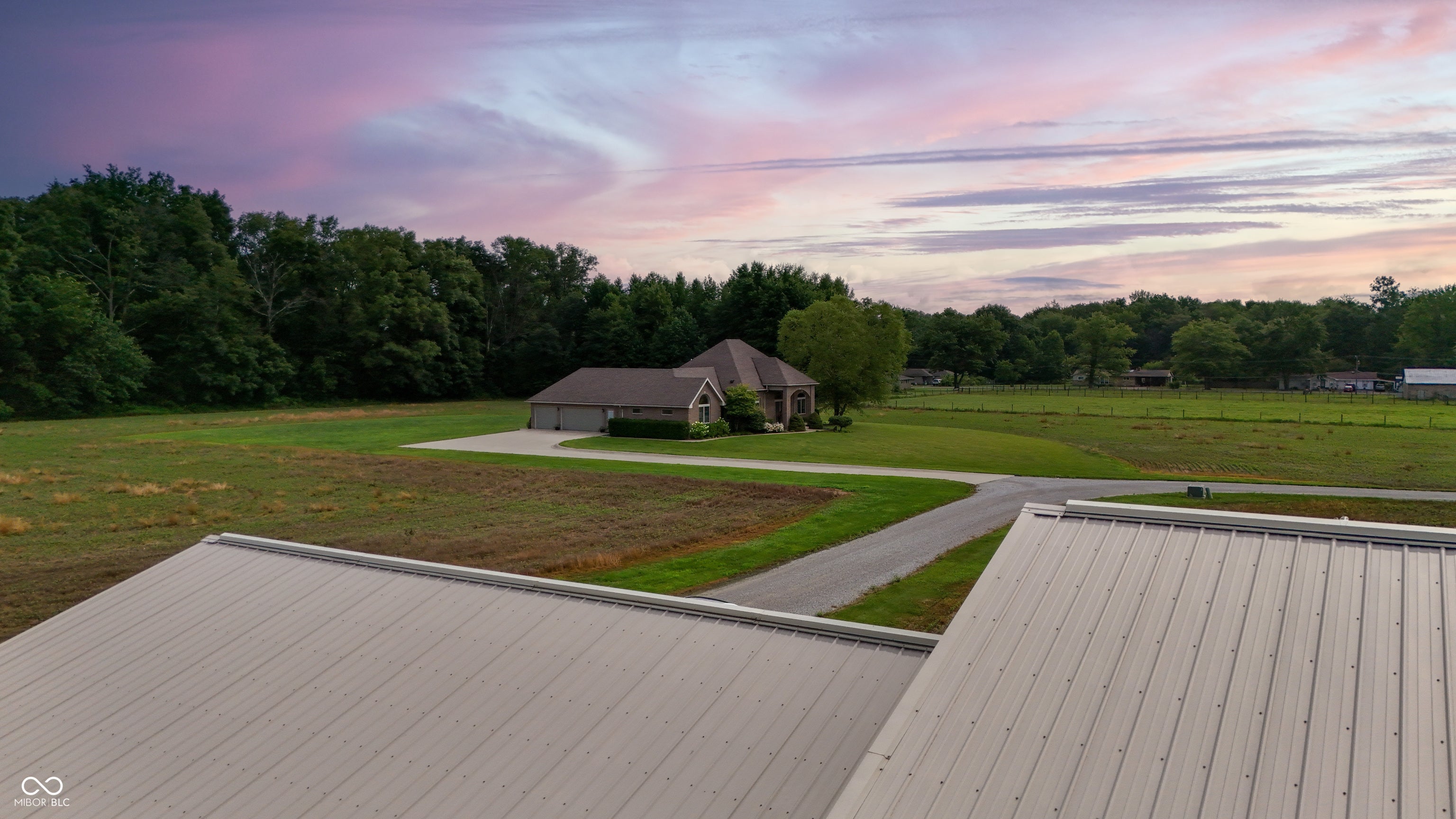 Columbus, Indiana, 47201, United States, 3 Bedrooms Bedrooms, ,3 BathroomsBathrooms,Residential,Active,1971810