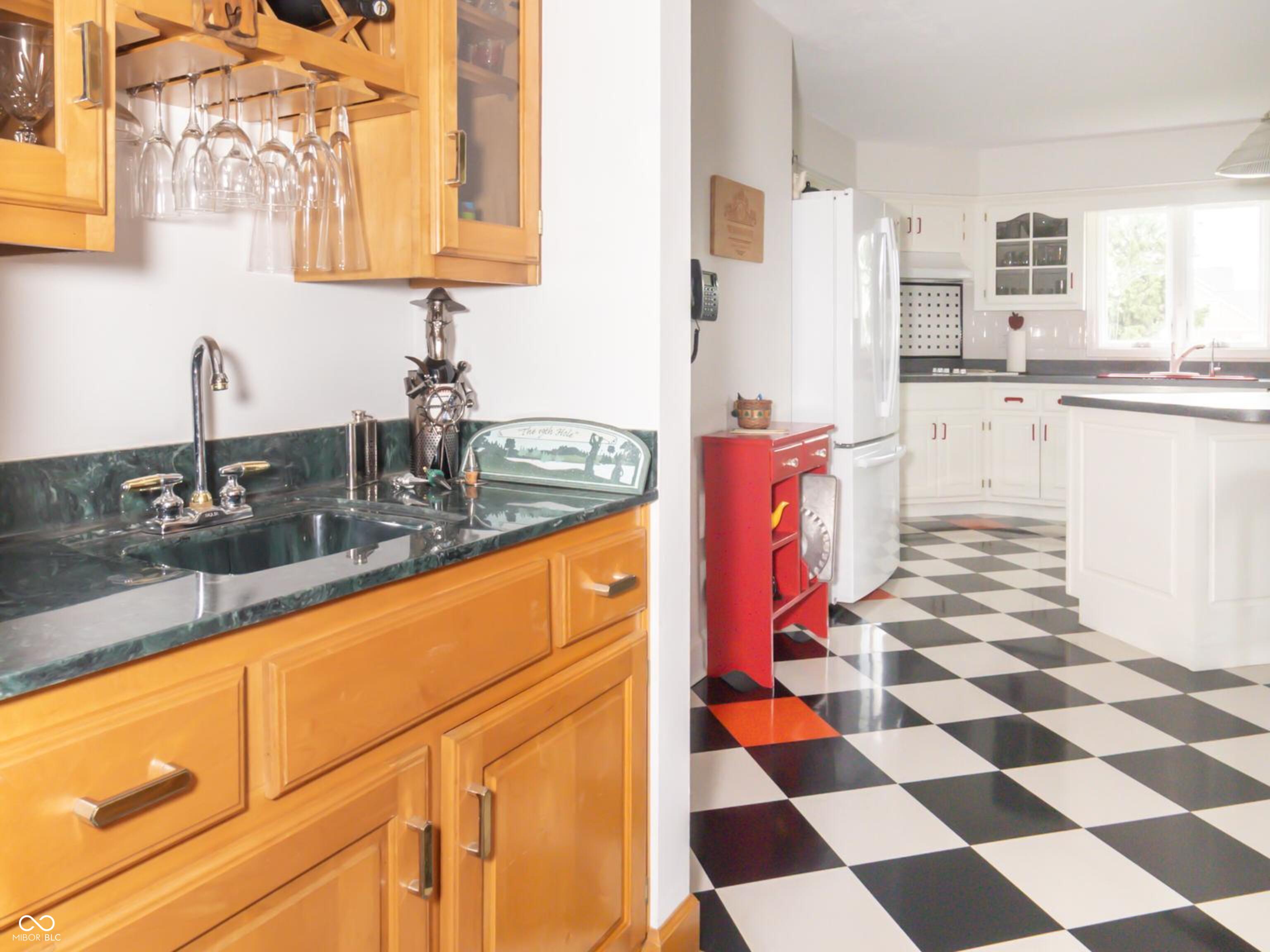 Greenfield, Indiana, 46140, United States, 5 Bedrooms Bedrooms, ,5 BathroomsBathrooms,Residential,Active,1871587