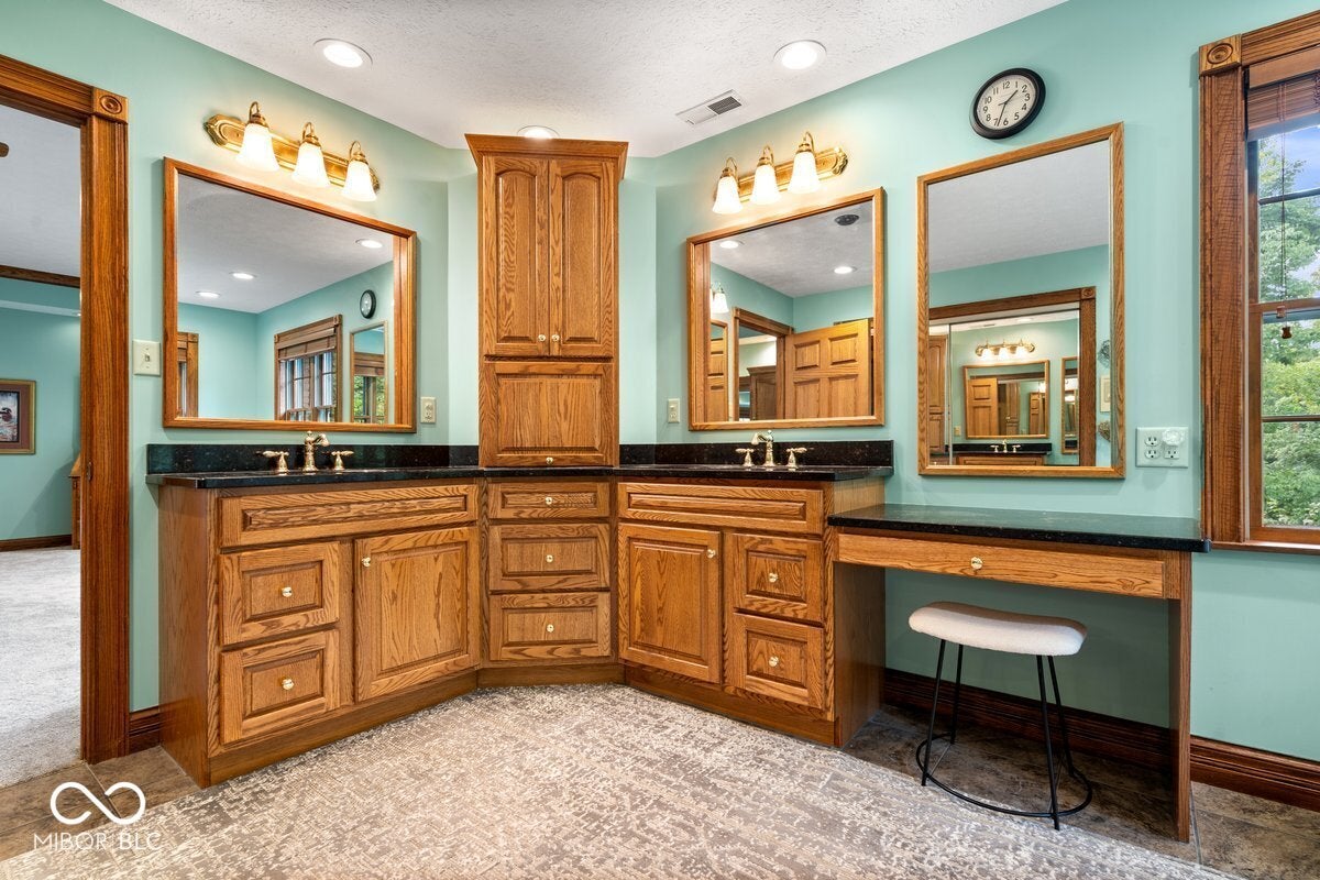 Fishers, Indiana, 46040, United States, 6 Bedrooms Bedrooms, ,4 BathroomsBathrooms,Residential,Active,1960162