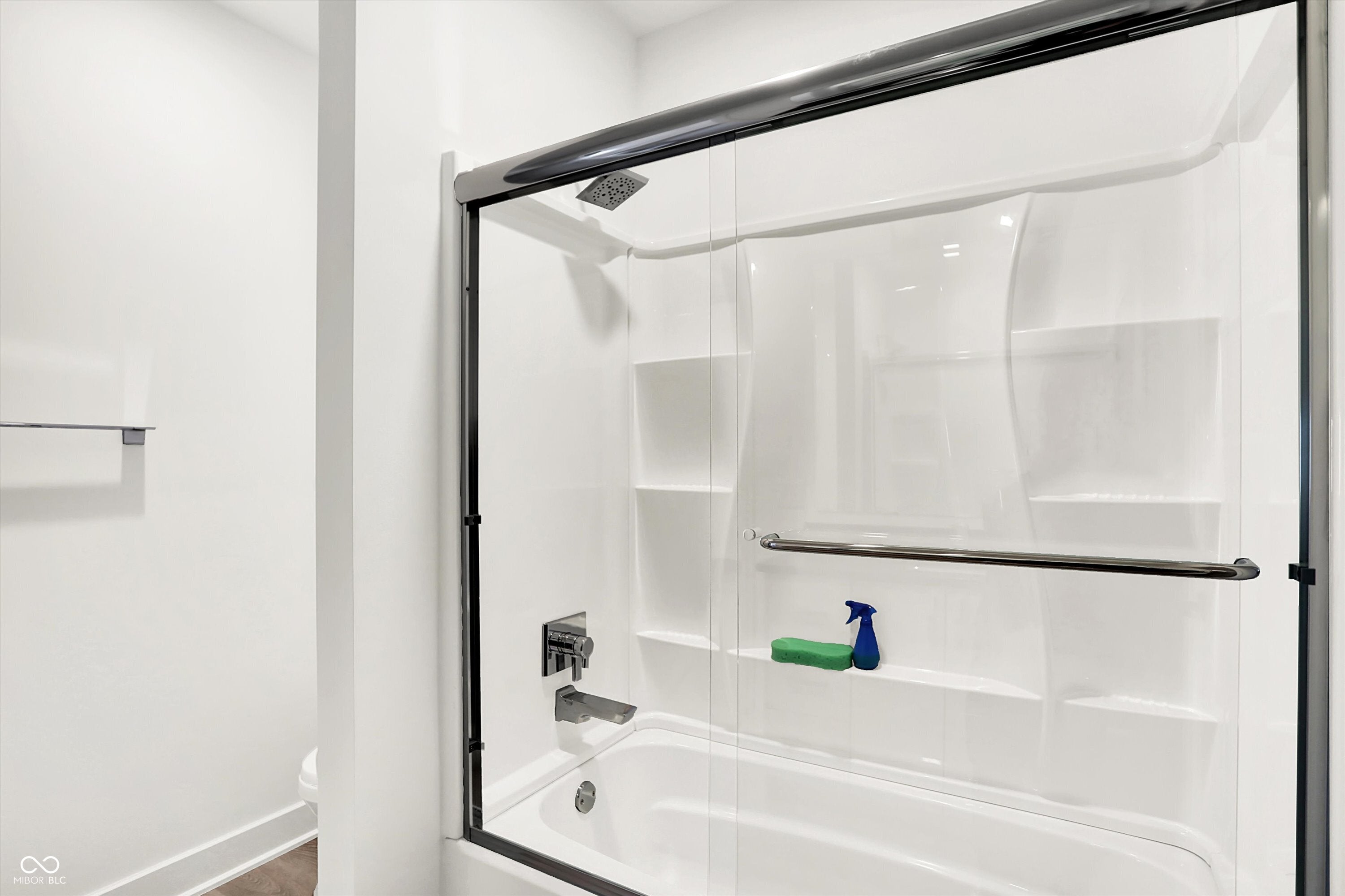 Zionsville, Indiana, 46077, United States, 4 Bedrooms Bedrooms, ,4 BathroomsBathrooms,Residential,Active,2008721