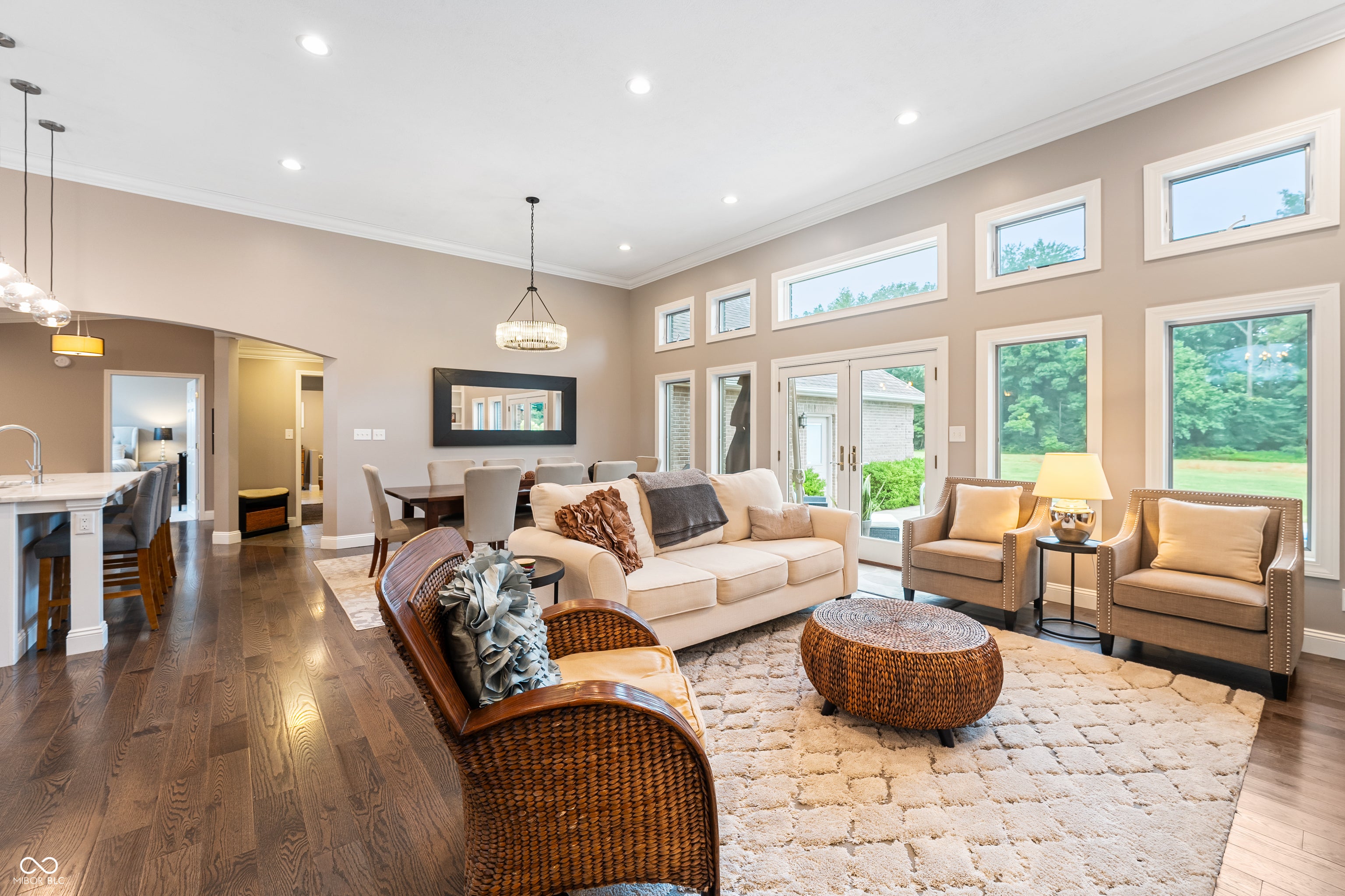 Columbus, Indiana, 47201, United States, 3 Bedrooms Bedrooms, ,3 BathroomsBathrooms,Residential,Active,1971810