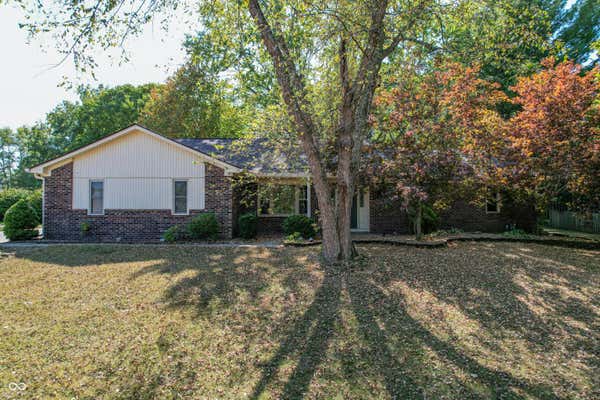 1027 LANCASHIRE LN, PENDLETON, IN 46064 - Image 1