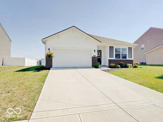 173 SWITCHGRASS LN, NEW WHITELAND, IN 46184, photo 2 of 36