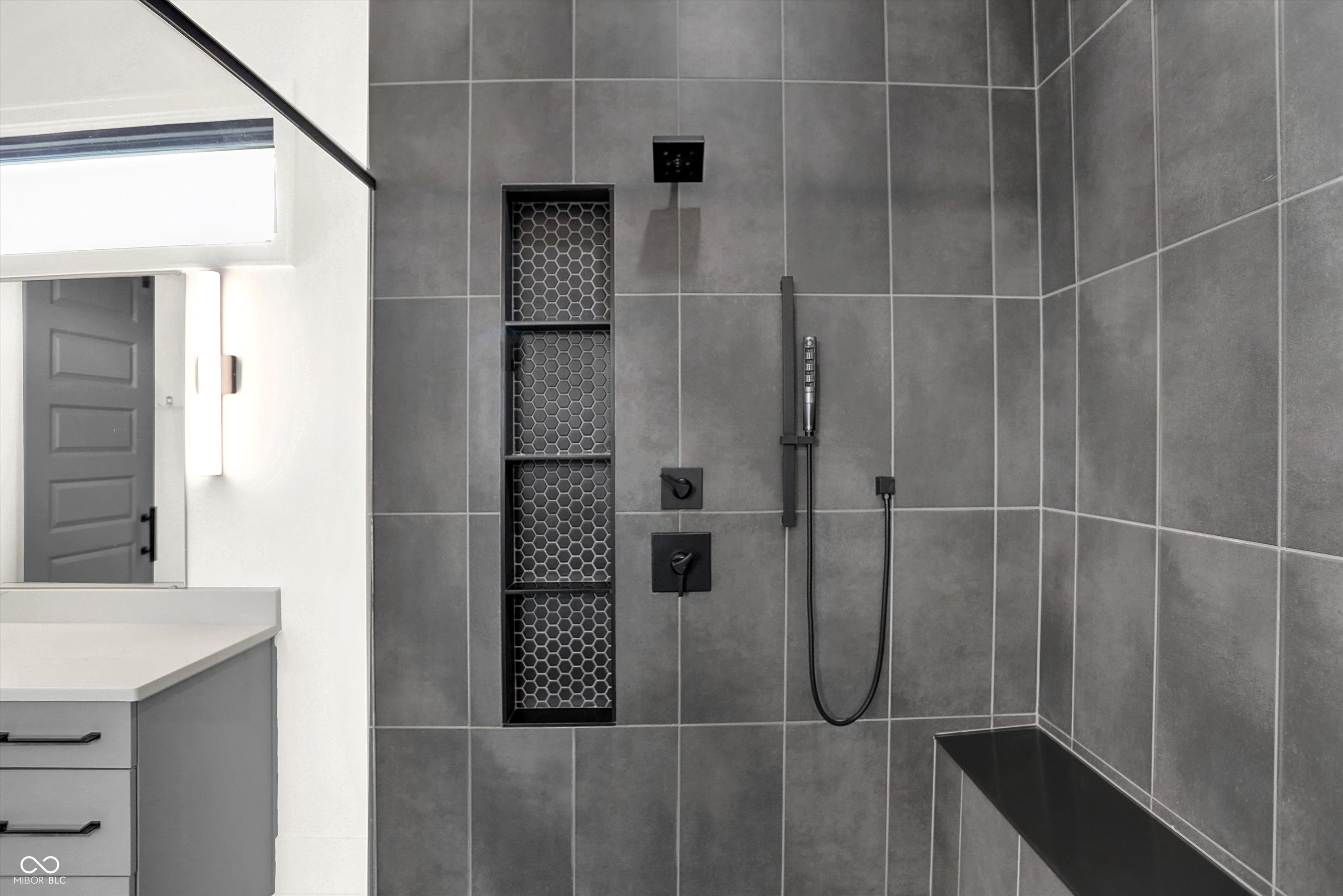 Zionsville, Indiana, 46077, United States, 4 Bedrooms Bedrooms, ,4 BathroomsBathrooms,Residential,Active,2008721