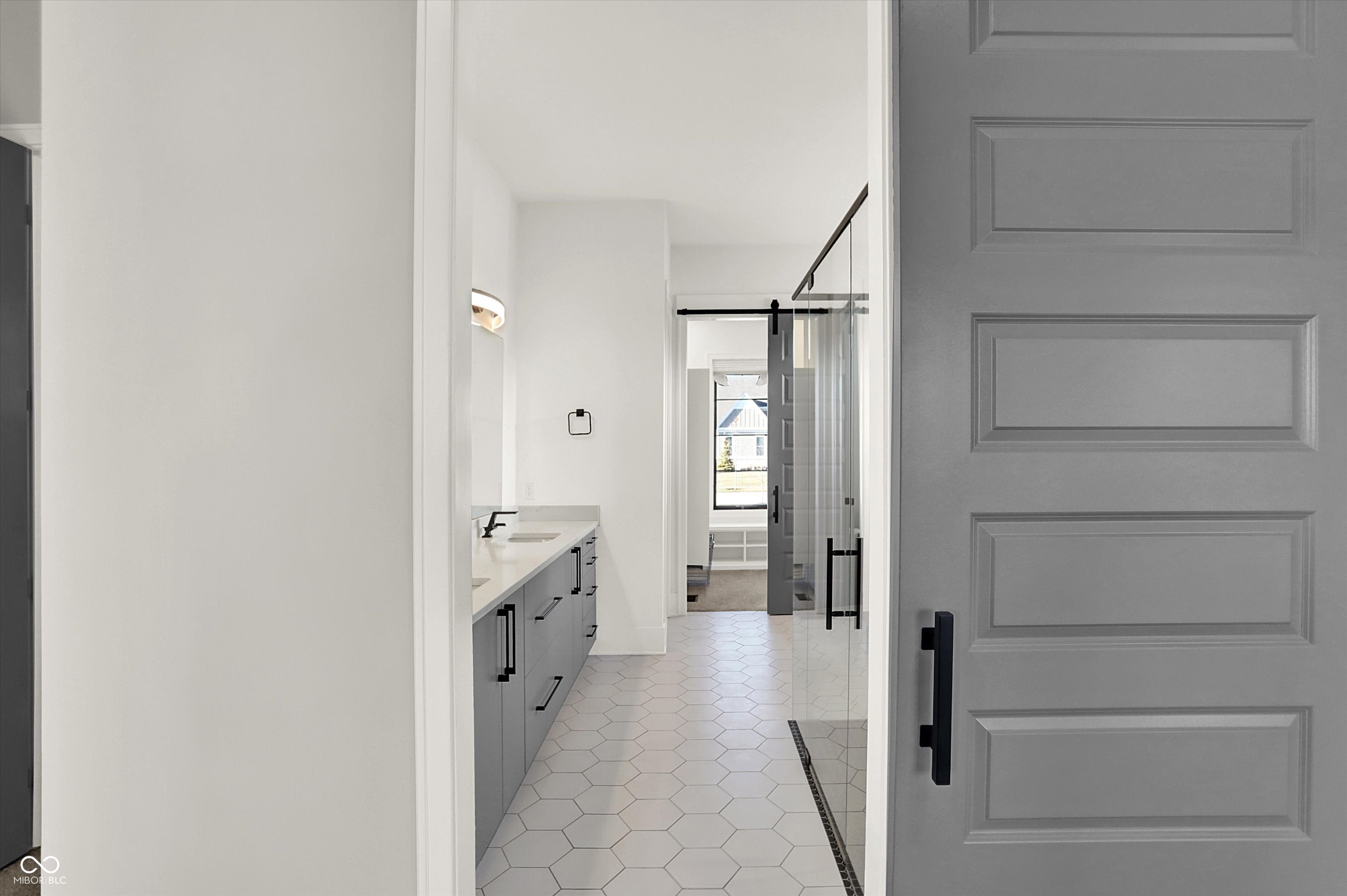 Zionsville, Indiana, 46077, United States, 4 Bedrooms Bedrooms, ,4 BathroomsBathrooms,Residential,Active,2008721