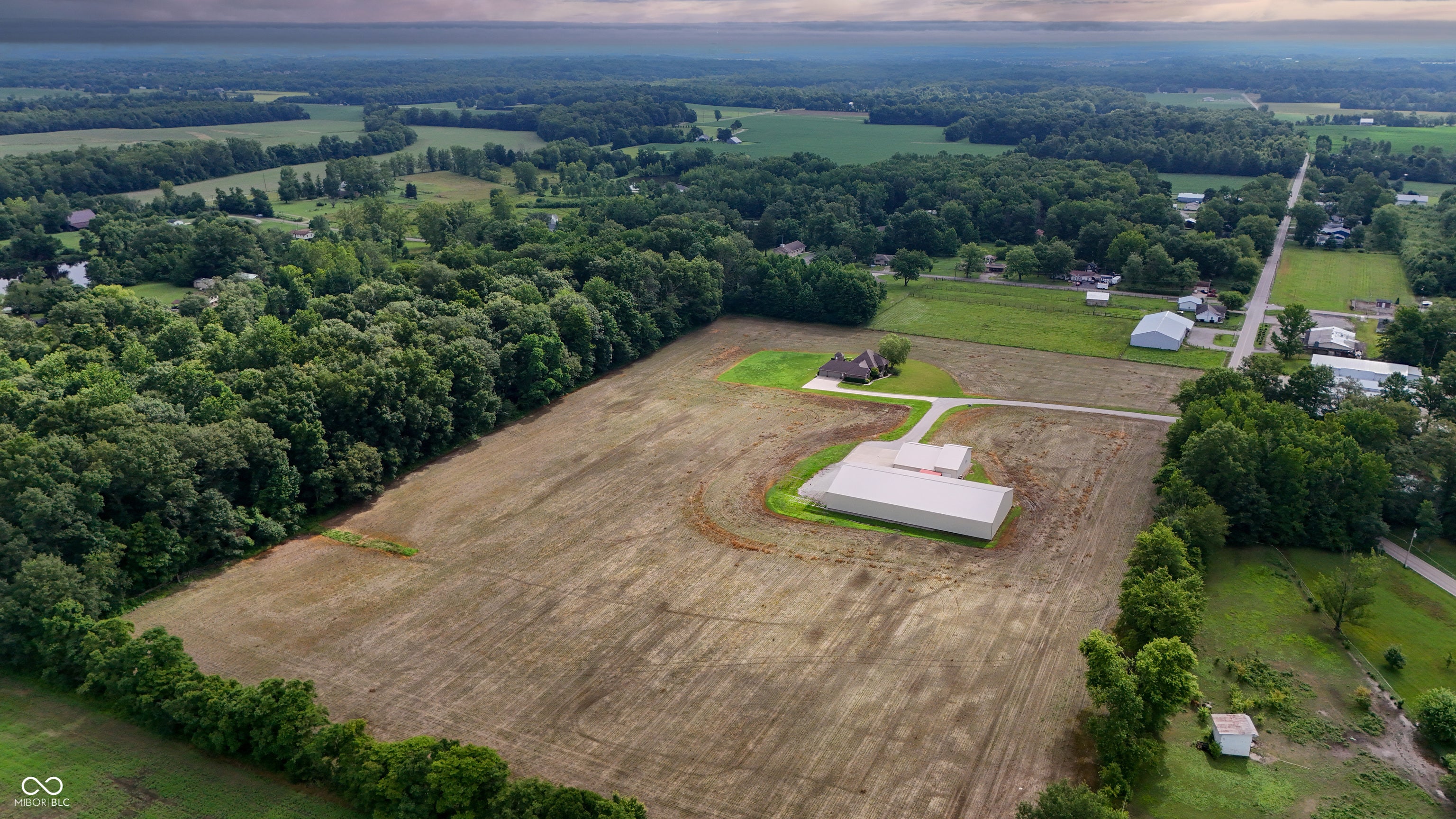 Columbus, Indiana, 47201, United States, 3 Bedrooms Bedrooms, ,3 BathroomsBathrooms,Residential,Active,1971810