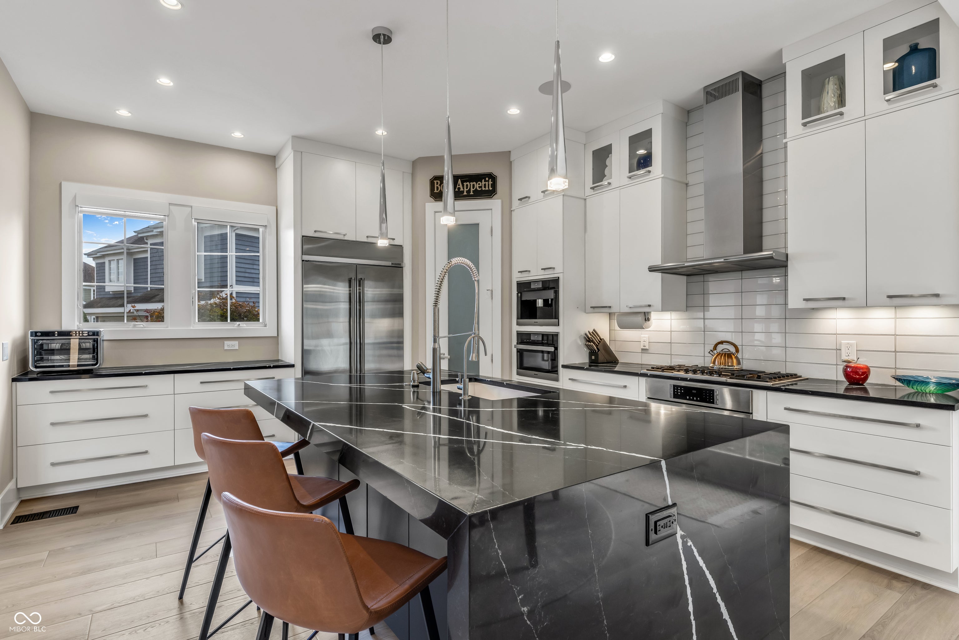 Indianapolis, Indiana, 46256, United States, 3 Bedrooms Bedrooms, ,4 BathroomsBathrooms,Residential,Active,1929799