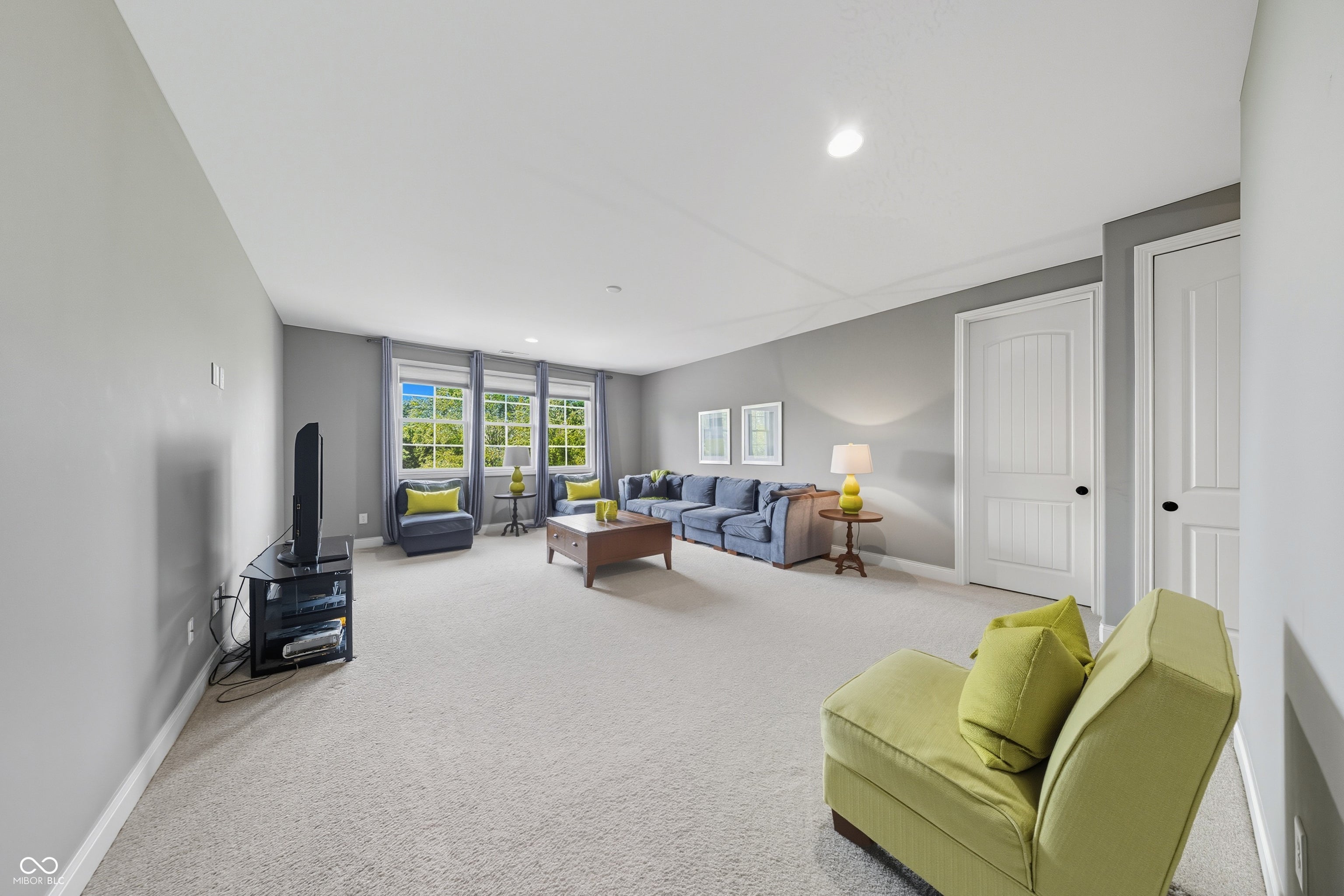 Fishers, Indiana, 46037, United States, 5 Bedrooms Bedrooms, ,5 BathroomsBathrooms,Residential,Active,1961902