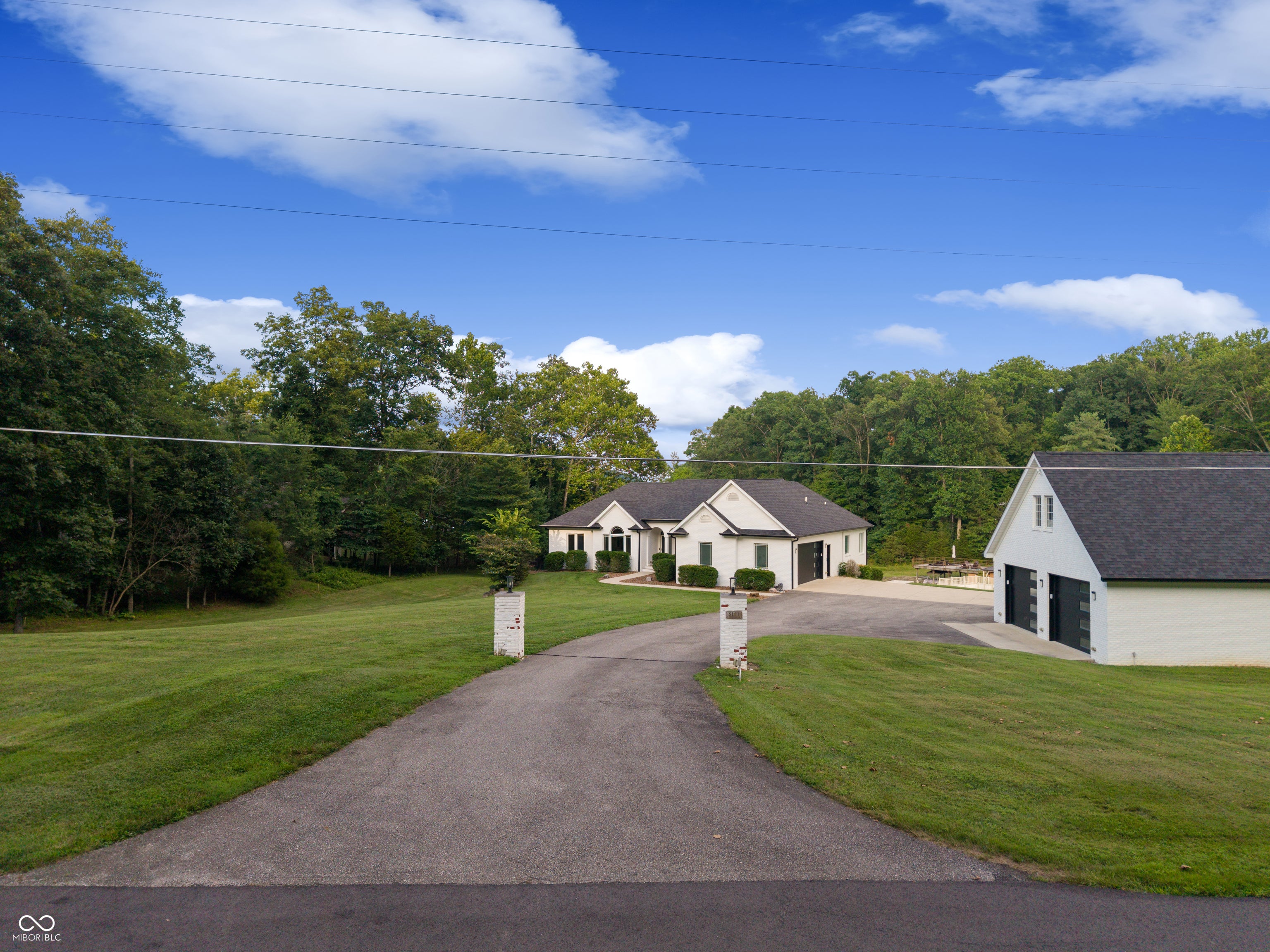 Columbus, Indiana, 47201, United States, ,4 BathroomsBathrooms,Residential,Active,1769806