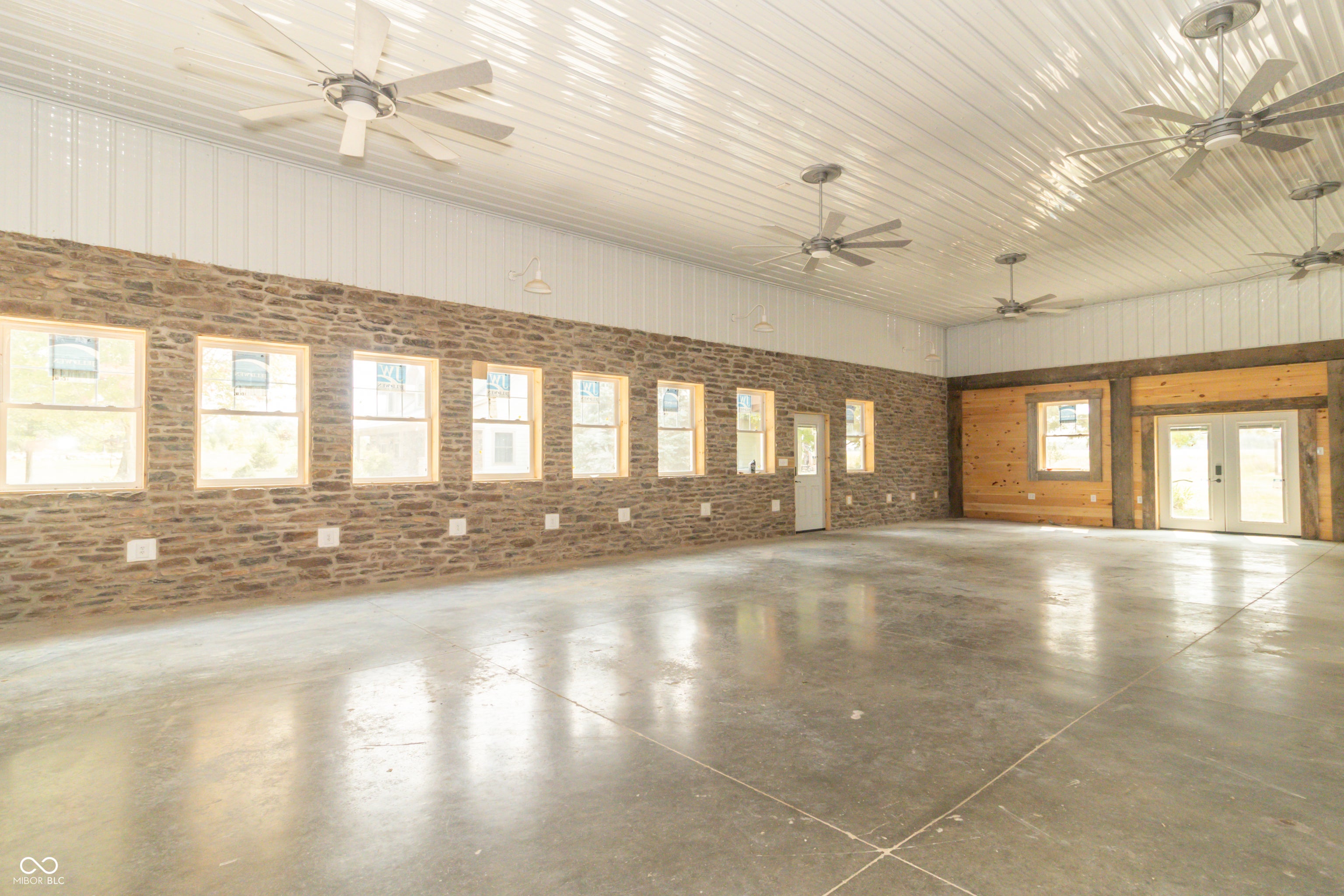 Markleville, Indiana, 46056, United States, 4 Bedrooms Bedrooms, ,5 BathroomsBathrooms,Residential,Active,1942389