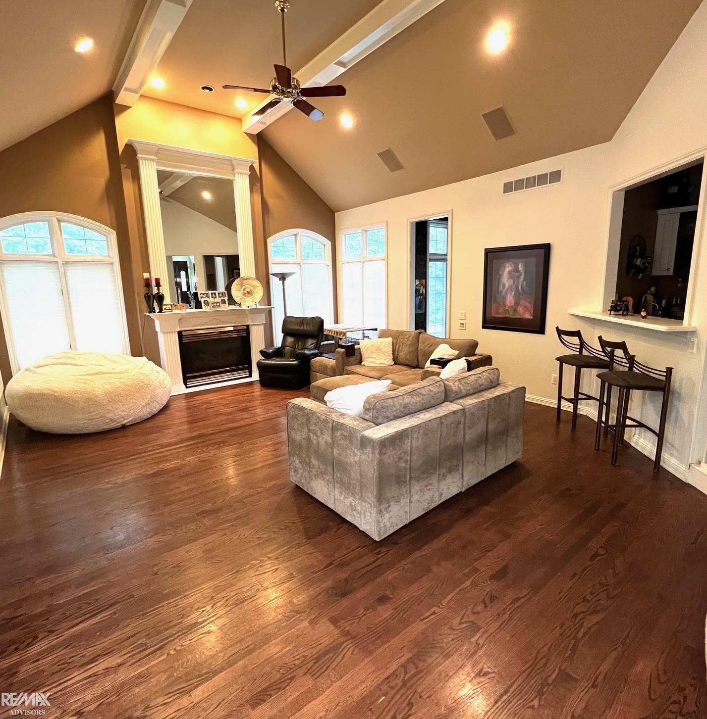 Shelby Twp, Michigan, 48315, United States, 4 Bedrooms Bedrooms, ,6 BathroomsBathrooms,Residential,Active,1926666