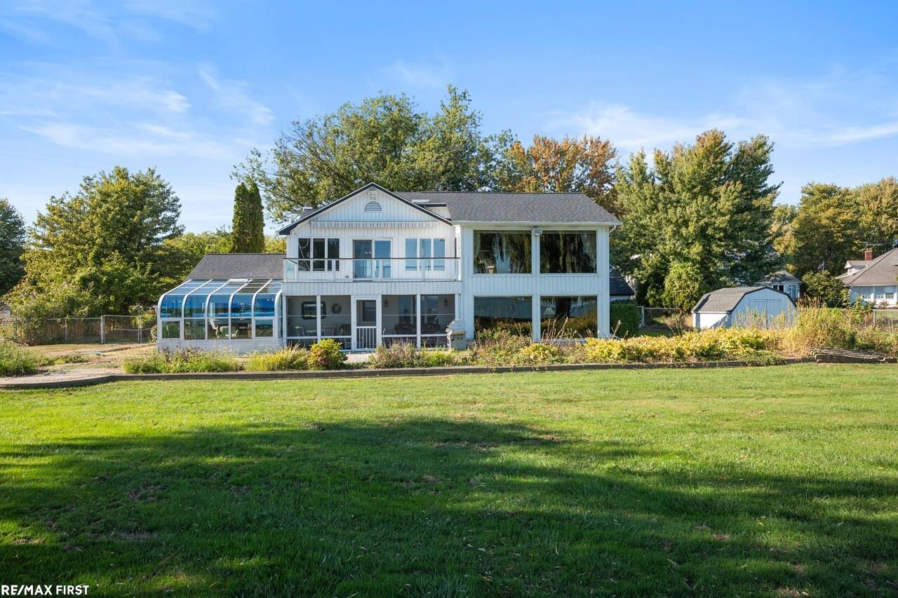 Harrison Twp, Michigan, 48045, United States, 3 Bedrooms Bedrooms, ,4 BathroomsBathrooms,Residential,Active,1965831