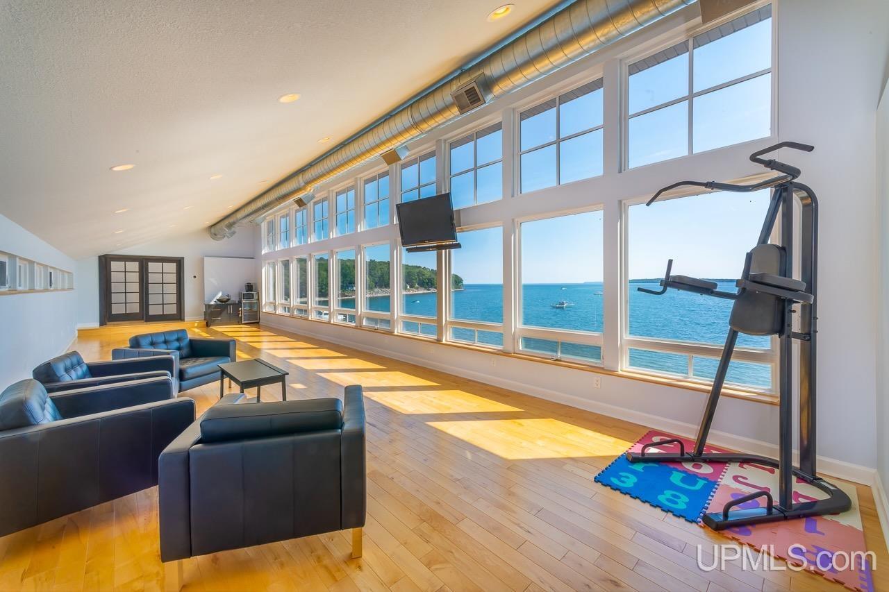 Au Train, Michigan, 49806, United States, 7 Bedrooms Bedrooms, ,7 BathroomsBathrooms,Residential,Active,2015448