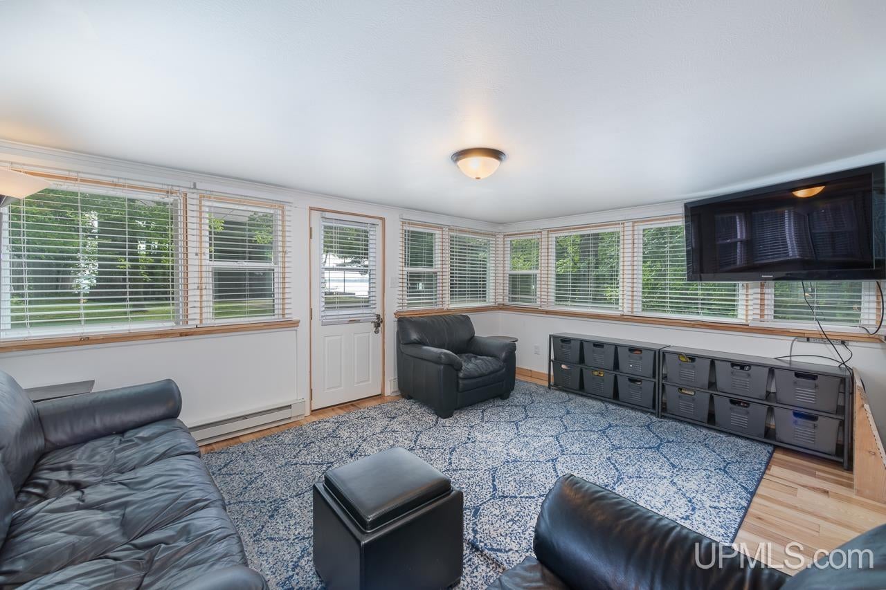 Au Train, Michigan, 49806, United States, 7 Bedrooms Bedrooms, ,7 BathroomsBathrooms,Residential,Active,2015448