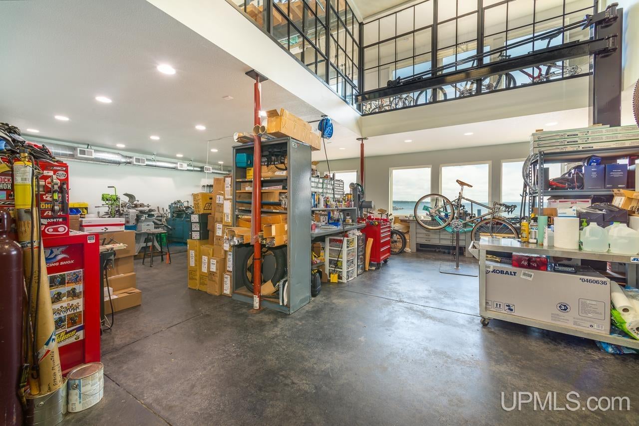 Au Train, Michigan, 49806, United States, 7 Bedrooms Bedrooms, ,7 BathroomsBathrooms,Residential,Active,2015448