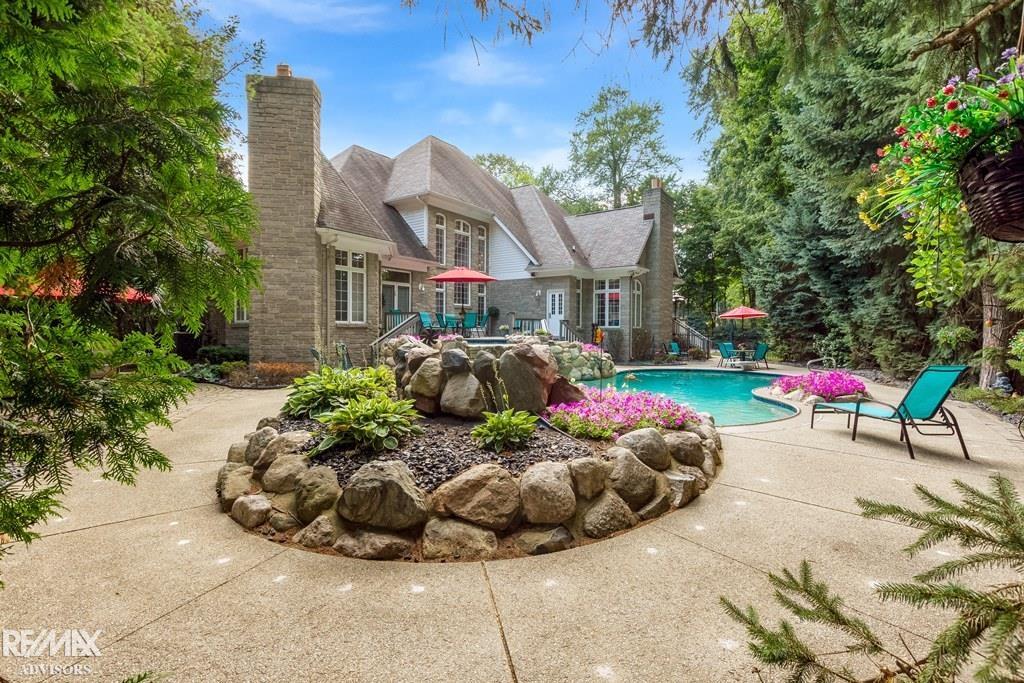 Shelby Twp, Michigan, 48315, United States, 4 Bedrooms Bedrooms, ,6 BathroomsBathrooms,Residential,Active,1926666