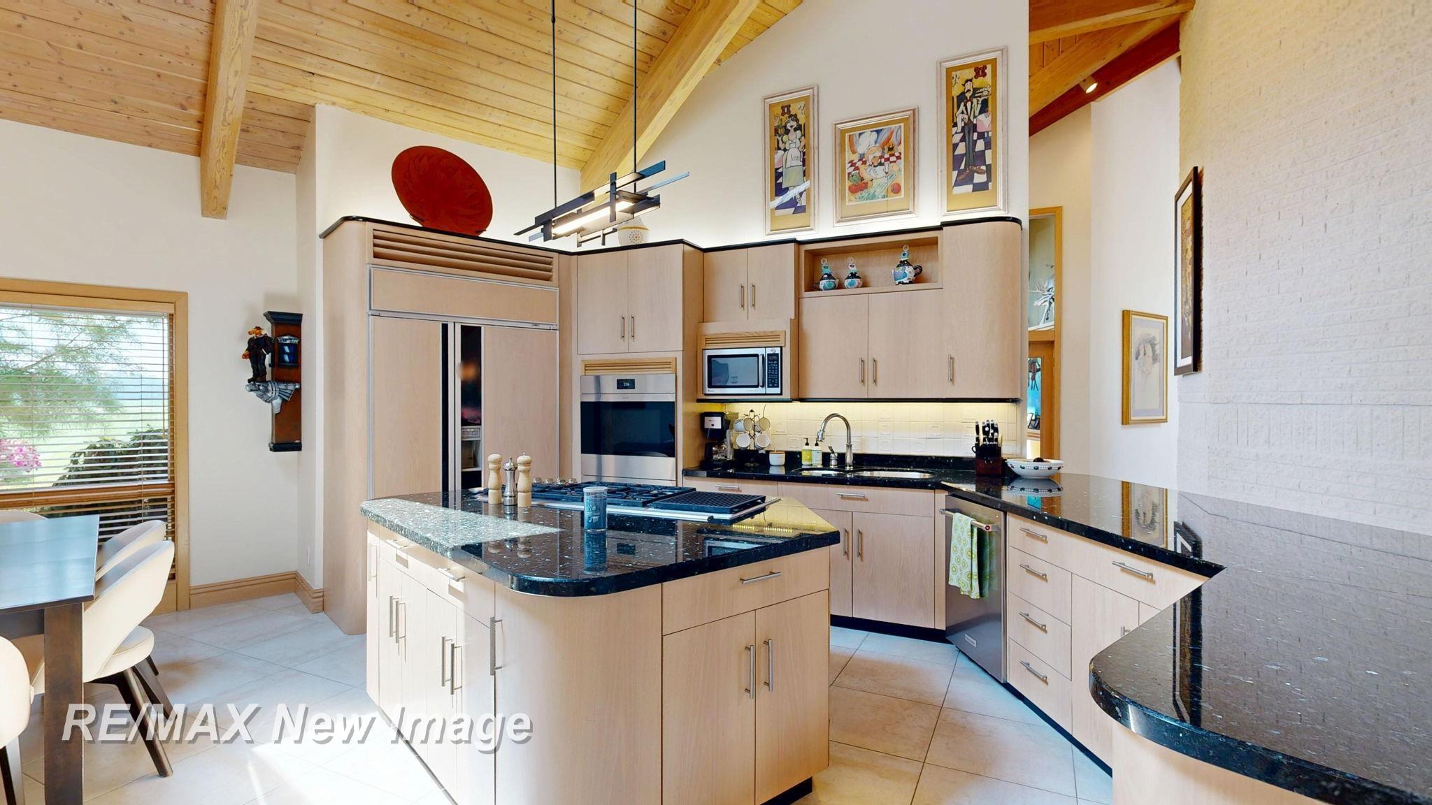 Saginaw, Michigan, 48609, United States, 3 Bedrooms Bedrooms, ,4 BathroomsBathrooms,Residential,Active,1999939