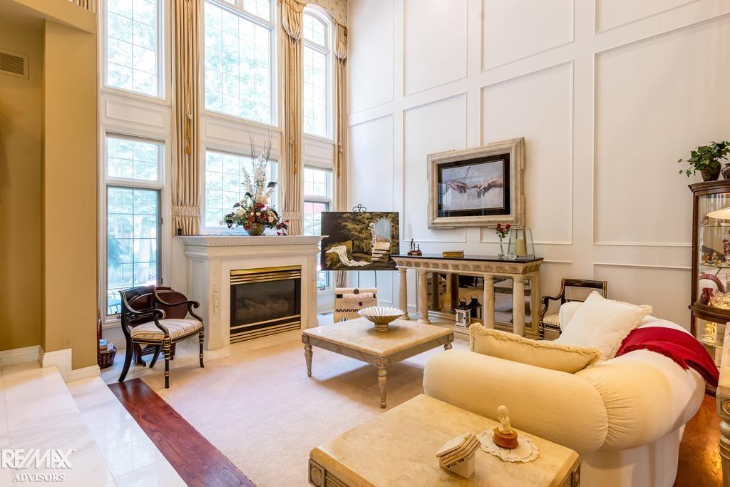 Shelby Twp, Michigan, 48315, United States, 4 Bedrooms Bedrooms, ,6 BathroomsBathrooms,Residential,Active,1926666