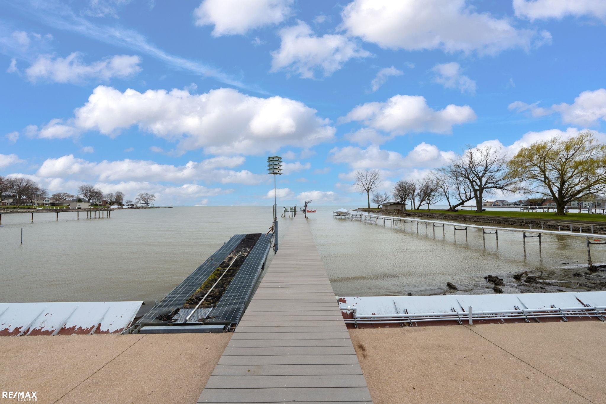 Saint Clair Shores, Michigan, 48081, United States, ,5 BathroomsBathrooms,Residential,Active,1829899