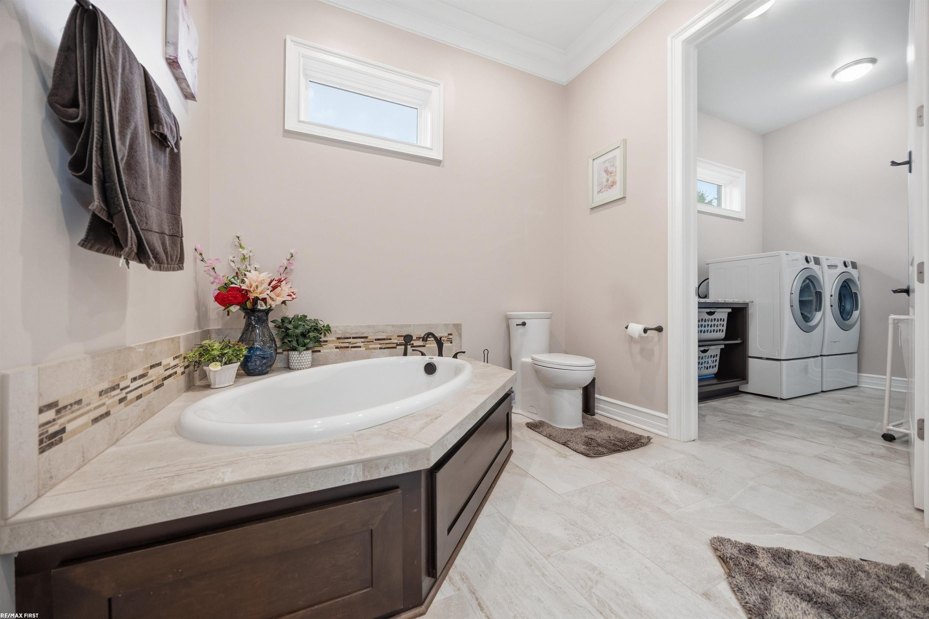 Clarkston, Michigan, 48348, United States, 5 Bedrooms Bedrooms, ,4 BathroomsBathrooms,Residential,Active,1973314