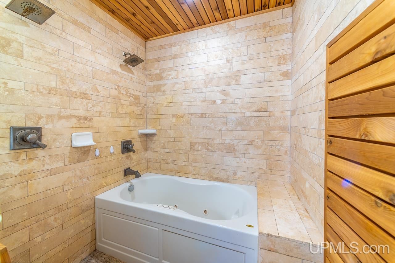 Au Train, Michigan, 49806, United States, 7 Bedrooms Bedrooms, ,7 BathroomsBathrooms,Residential,Active,2015448