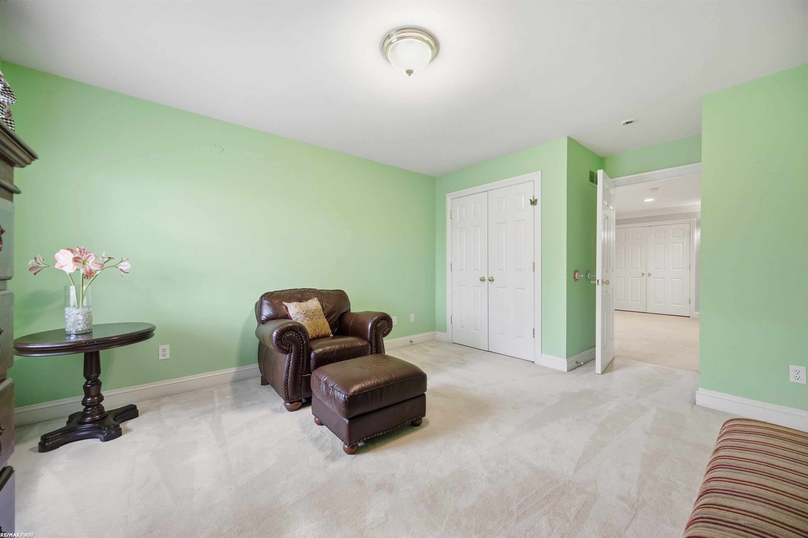 Bloomfield Hills, Michigan, 48301, United States, 5 Bedrooms Bedrooms, ,5 BathroomsBathrooms,Residential,Active,1985866