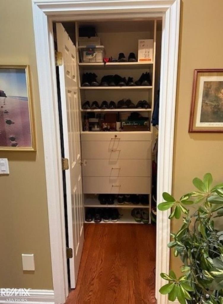 Shelby Twp, Michigan, 48315, United States, 4 Bedrooms Bedrooms, ,6 BathroomsBathrooms,Residential,Active,1926666