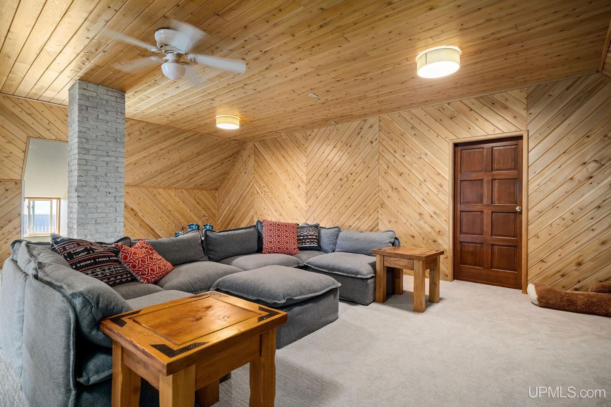 Marquette, Michigan, 49855, United States, 4 Bedrooms Bedrooms, ,4 BathroomsBathrooms,Residential,Active,1907987