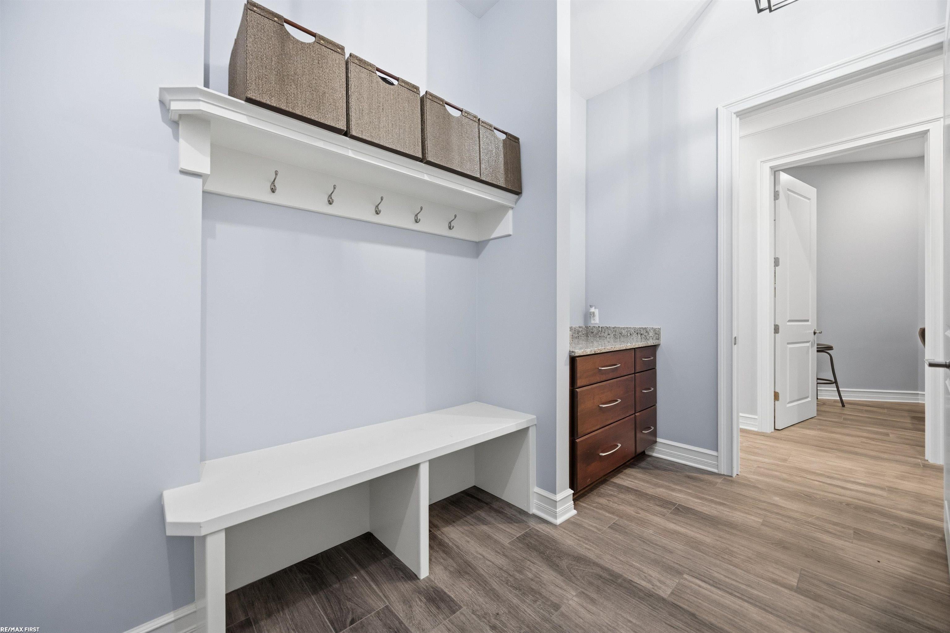 Clarkston, Michigan, 48348, United States, 5 Bedrooms Bedrooms, ,4 BathroomsBathrooms,Residential,Active,1973314