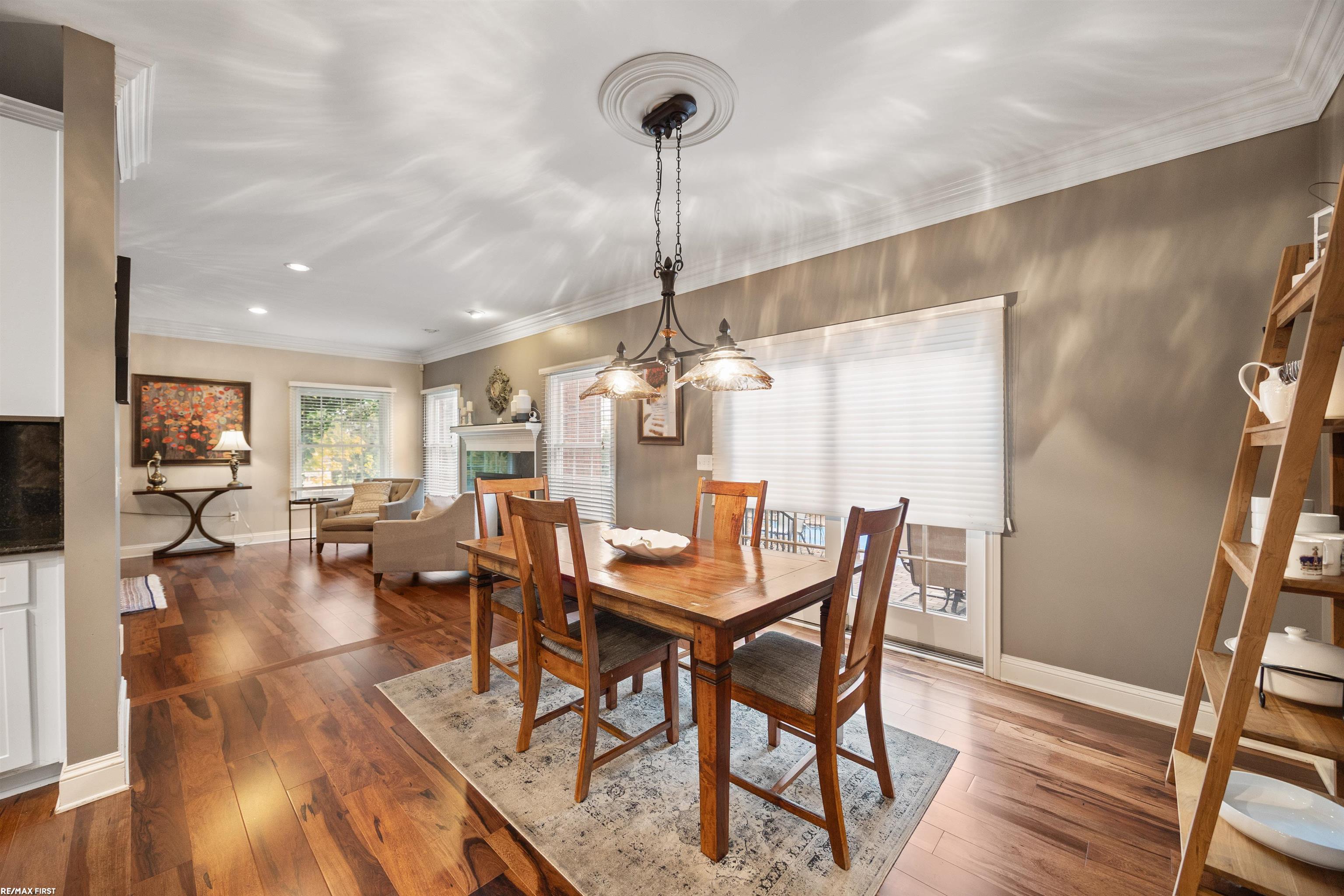 Bloomfield Hills, Michigan, 48301, United States, 5 Bedrooms Bedrooms, ,5 BathroomsBathrooms,Residential,Active,1985866