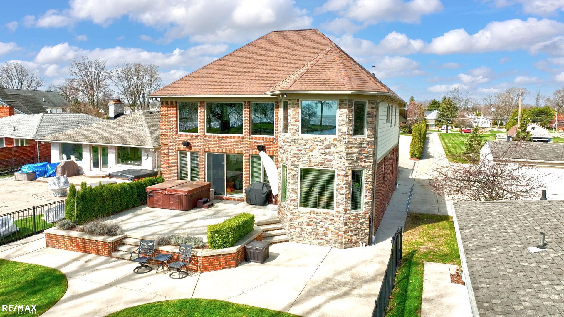 Saint Clair Shores, Michigan, 48081, United States, ,5 BathroomsBathrooms,Residential,Active,1829899