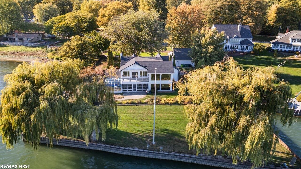 Harrison Twp, Michigan, 48045, United States, 3 Bedrooms Bedrooms, ,4 BathroomsBathrooms,Residential,Active,1965831